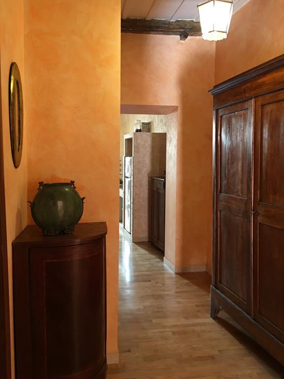 Pantheon Old Apartment Rom